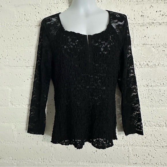 Torrid Womens Plus Top 1 (1X) Black Lace Long Sleeve Lace Scoop Neck AY12 - Picture 1 of 5